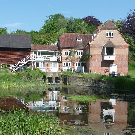 Salisbury Old Mill House Apartman Kültér fotó
